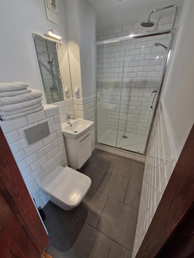 View Apartments And Rooms Varşovia Exterior foto