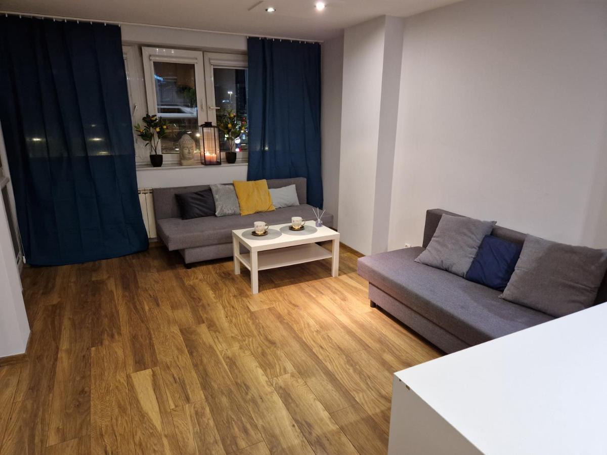View Apartments And Rooms Varşovia Exterior foto